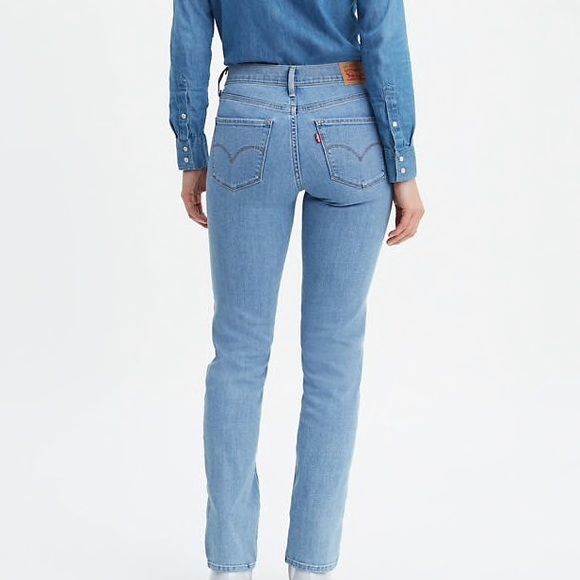 Levi's Denim - Levi’s 314 Shaping Straight Jeans Size 31
